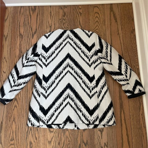 Chico’s Coat Jacket Women’s Size 2 (Large 12) Petite Black & White Beautiful EUC - Picture 6 of 11